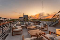 Modern 2BR King Oasis | Cenote | Gym | Coworking