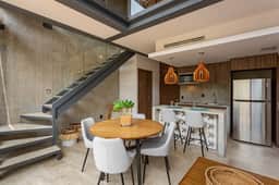 Jungle Penthouse | Private Roof & Pool | BBQ | Gym