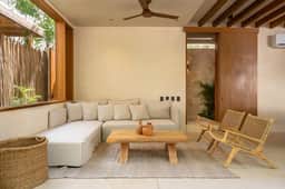 Luxury Getaway | Pool | Private Transport