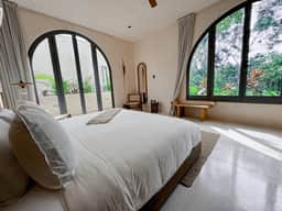 Presidential Villa | 2 Pools | Airport Transfer