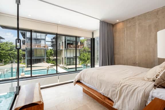 Gorgeous Swim Up Loft | Gym | Pool | Cenote
