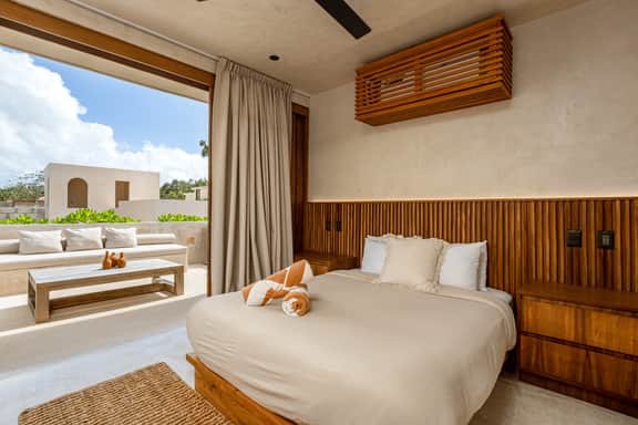 Private Villa w/ Pool, Spa & Driver Service