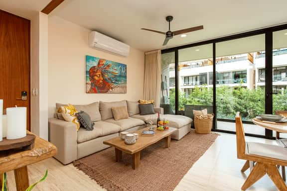 Luxe 2BR Oasis | Gym | Pools | Beach Shuttle