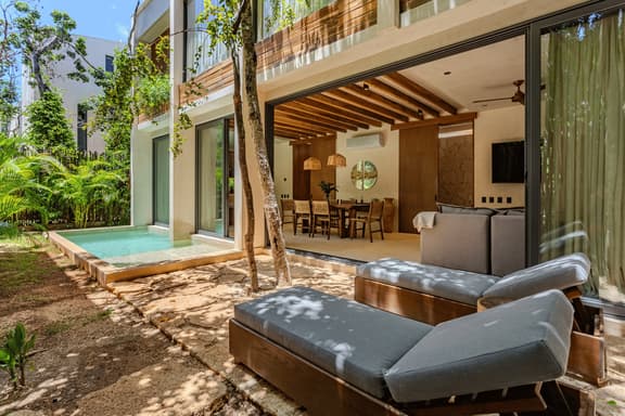 Sky Villa | Plunge Pool | Airport Transfer Incl.